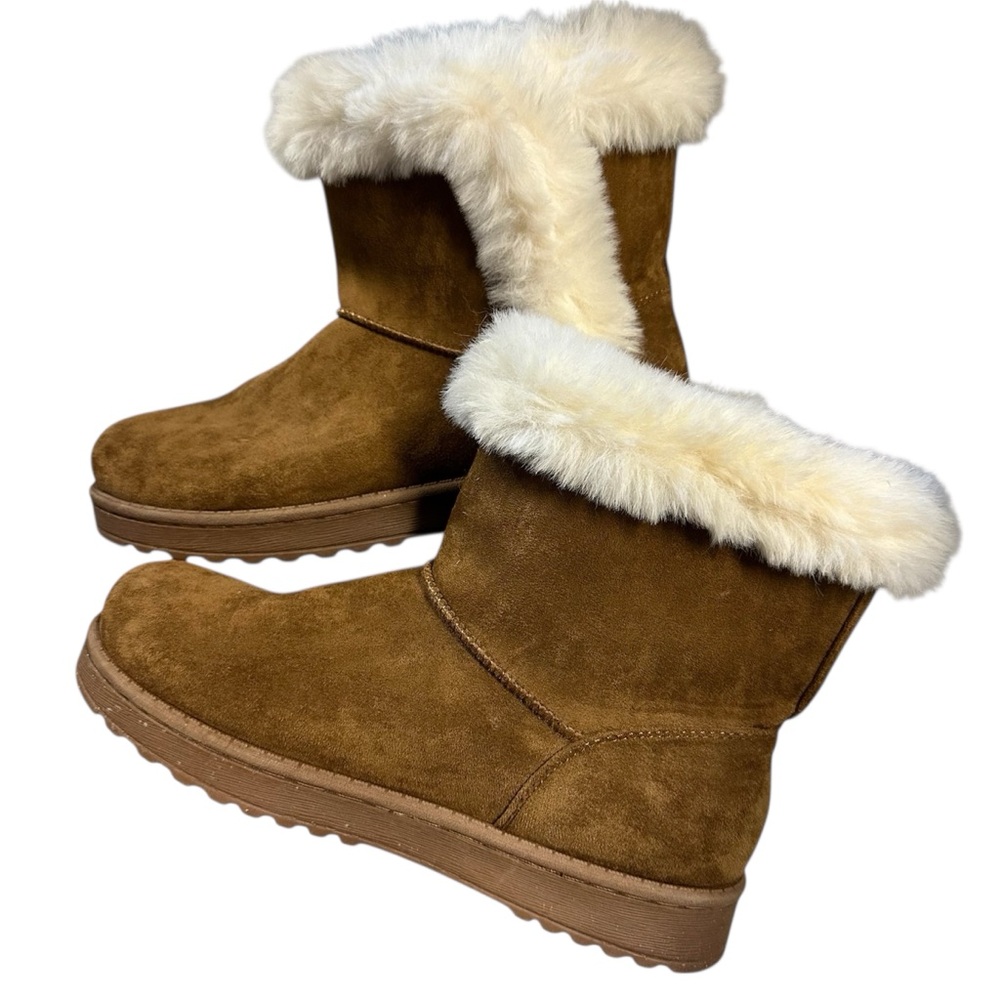 SO Womans Winter Boots 7.5
